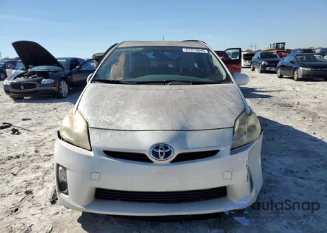 2011 Toyota Prius z USA, uszkodzony, nr VIN JTDKN3DU6B0272354
